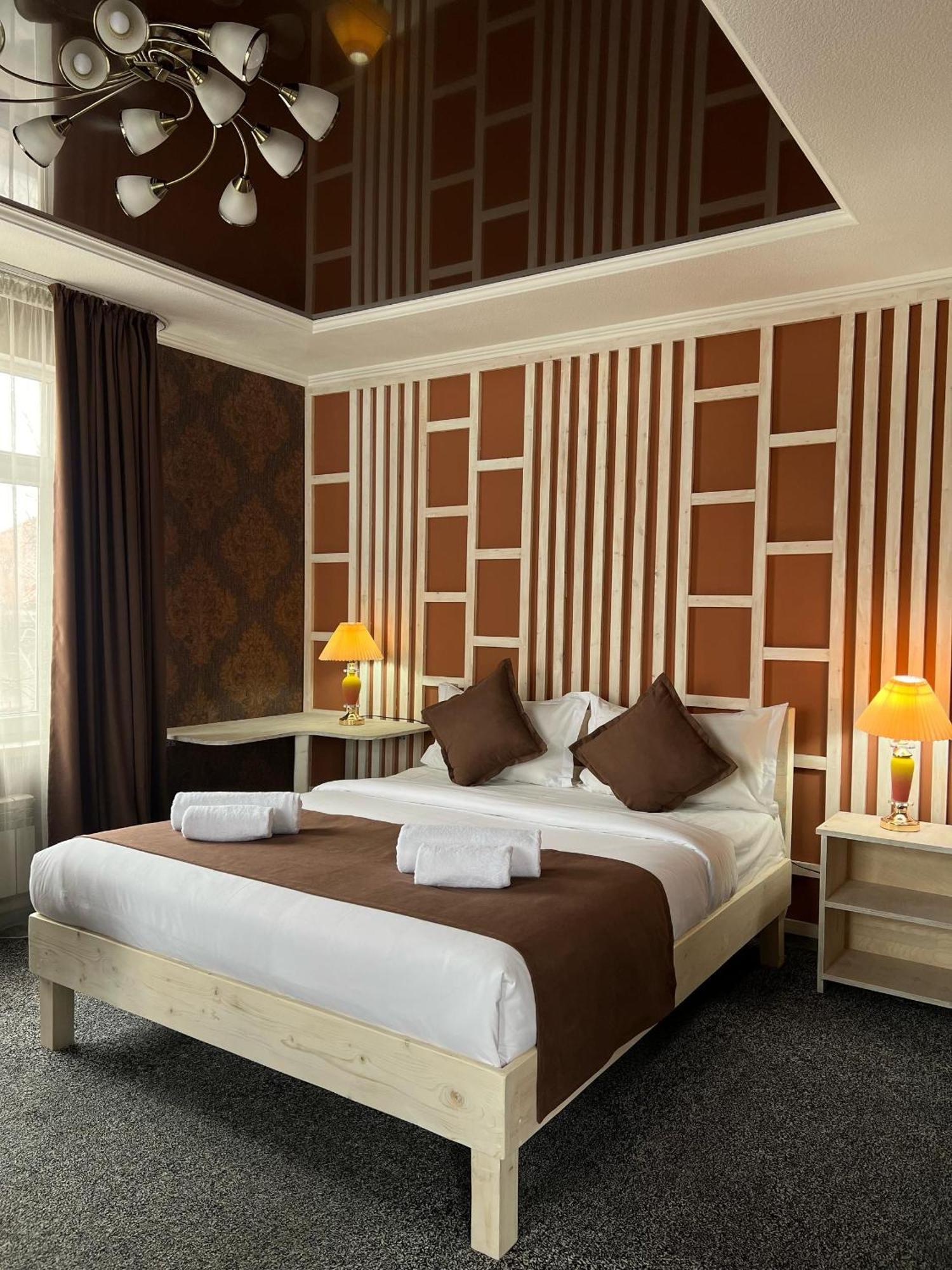 Kausar Hotel Bishkek Exterior photo